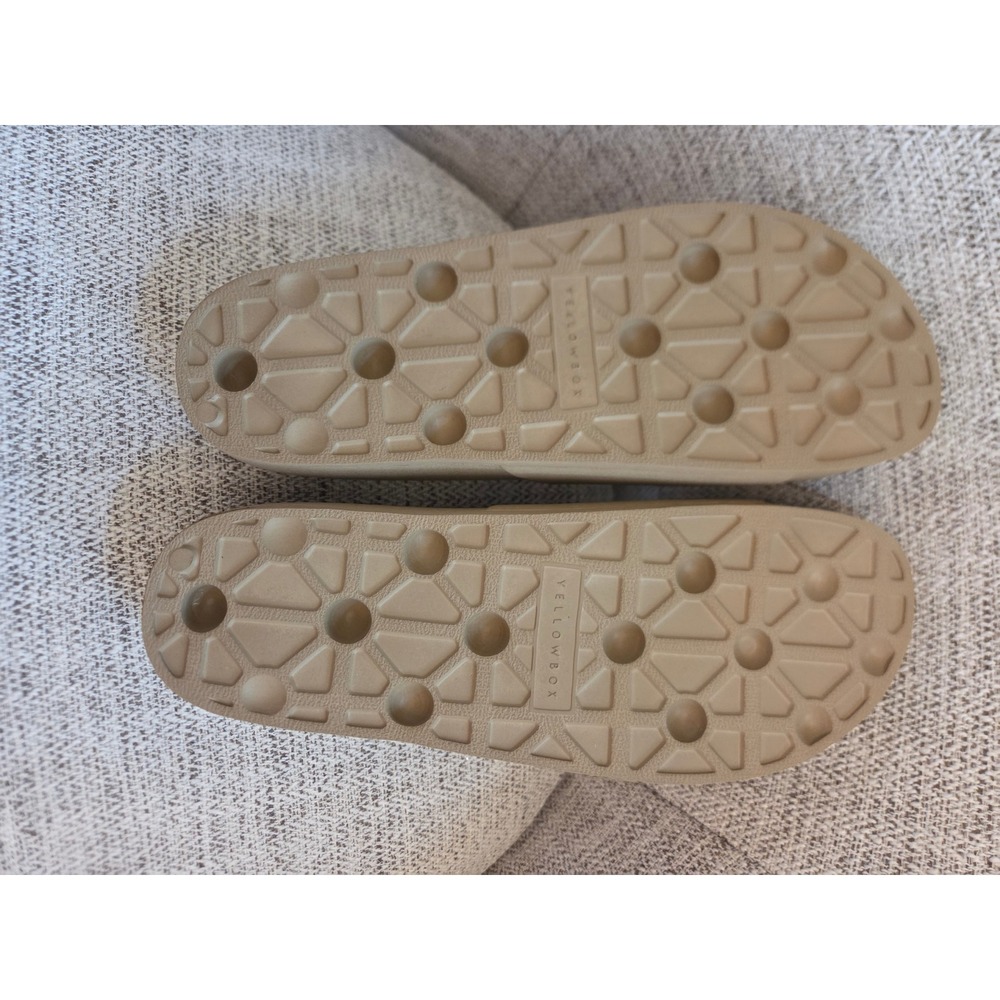 Yellow Box Womens Platform Slide Sandals Taupe Tan Chunky Sole Size 9 - Picture 5 of 5